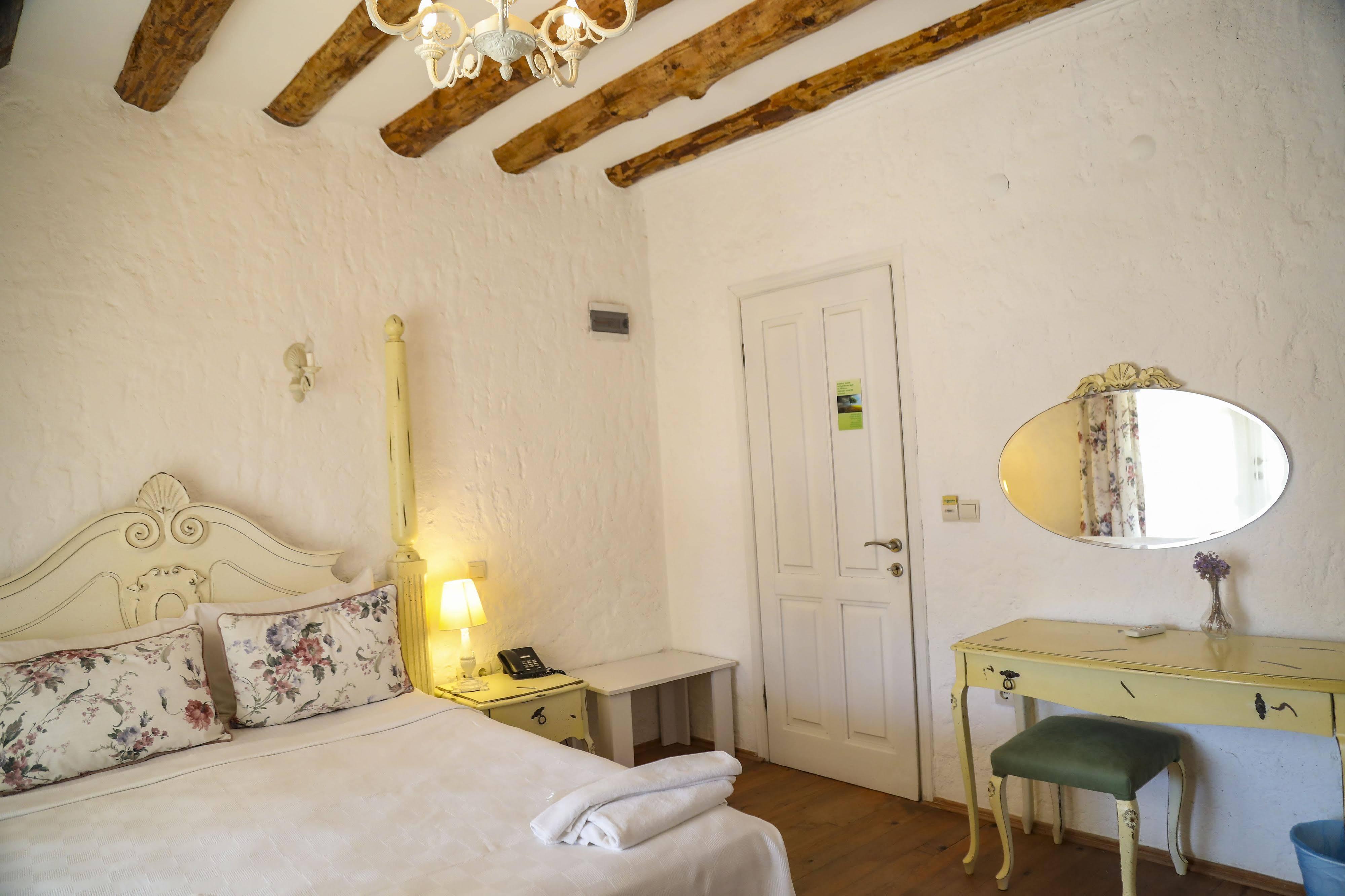 Sari Gelin Alacati Hotel Екстериор снимка