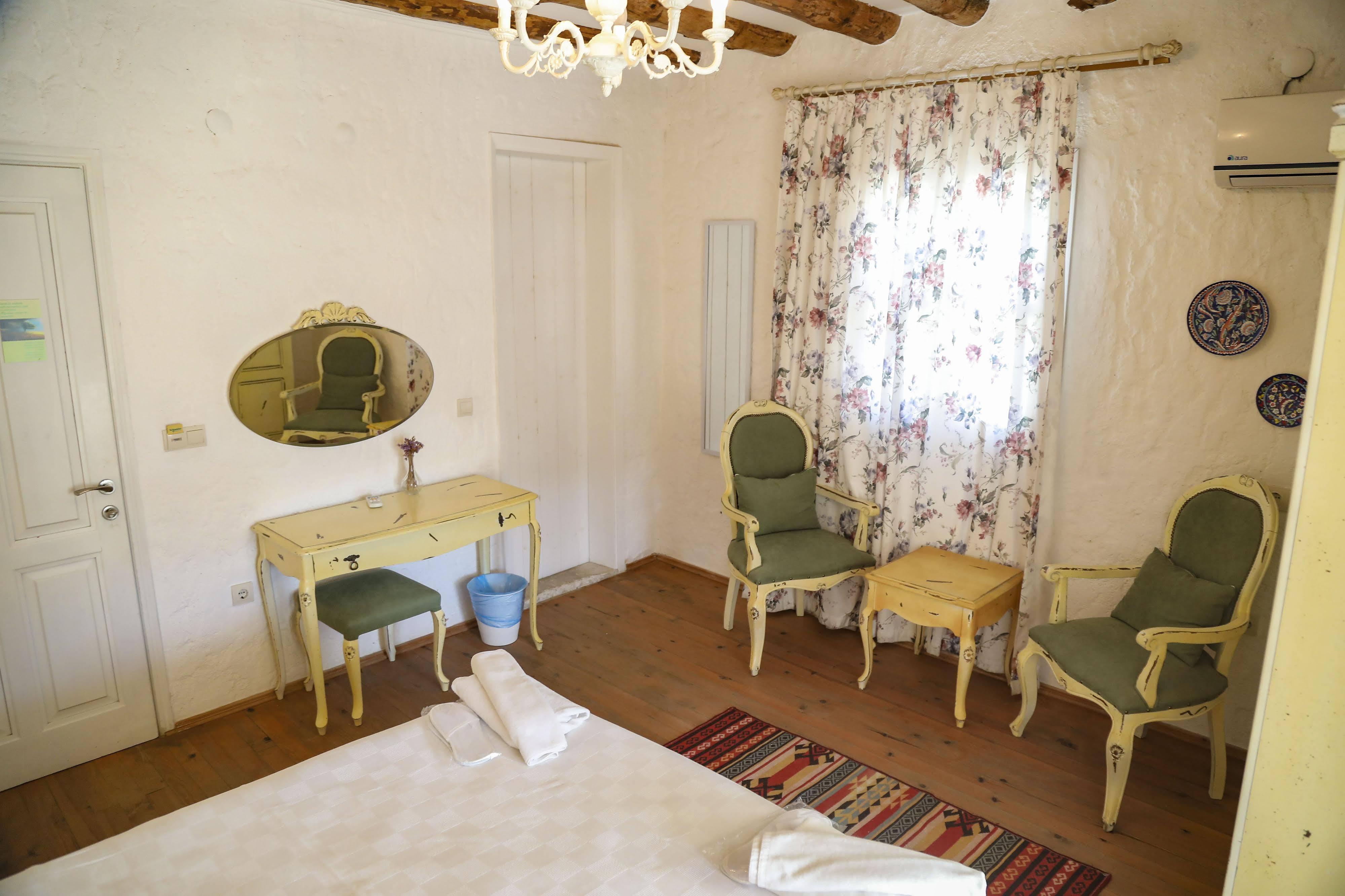 Sari Gelin Alacati Hotel Екстериор снимка