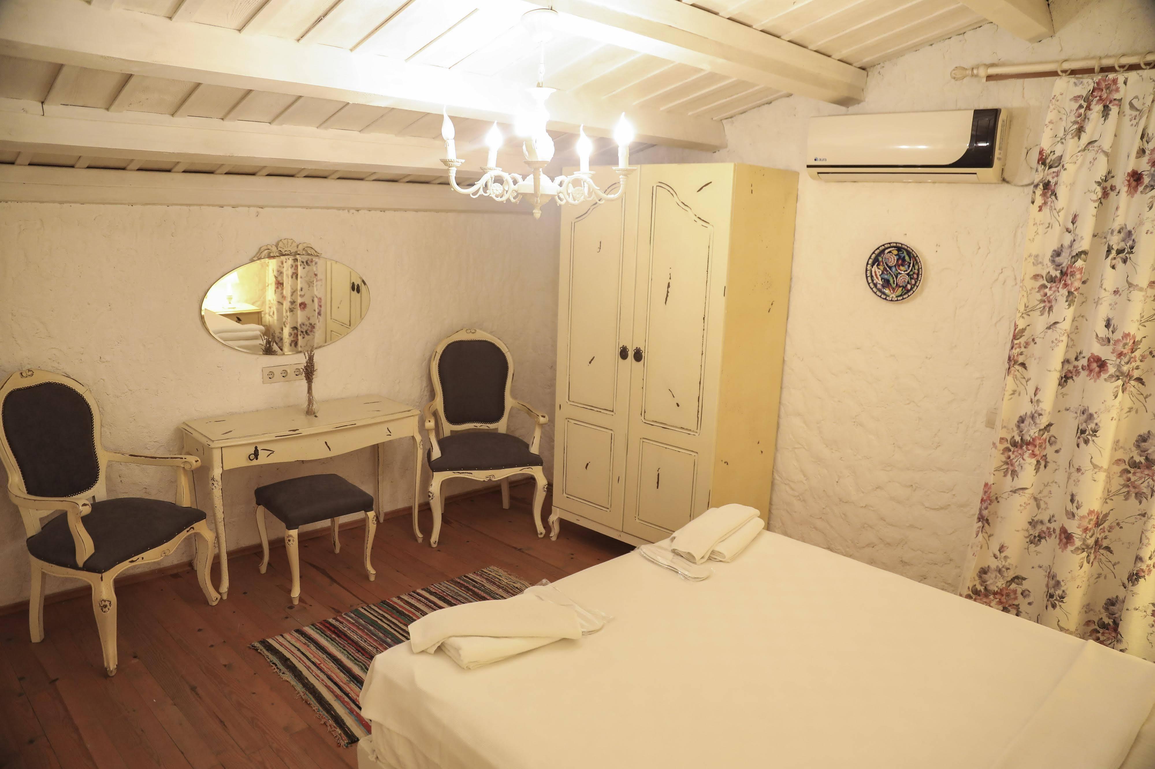 Sari Gelin Alacati Hotel Екстериор снимка