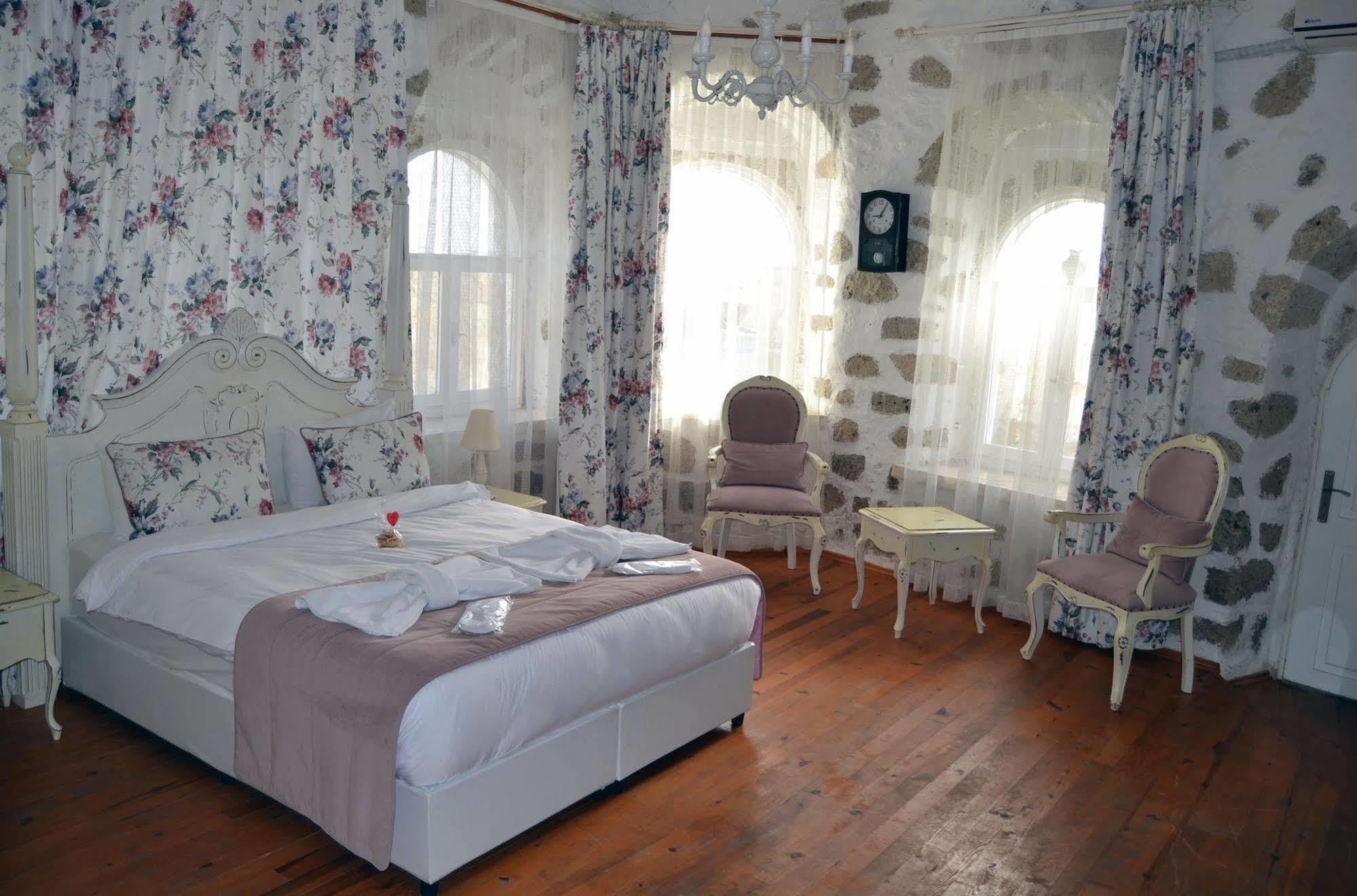 Sari Gelin Alacati Hotel Екстериор снимка