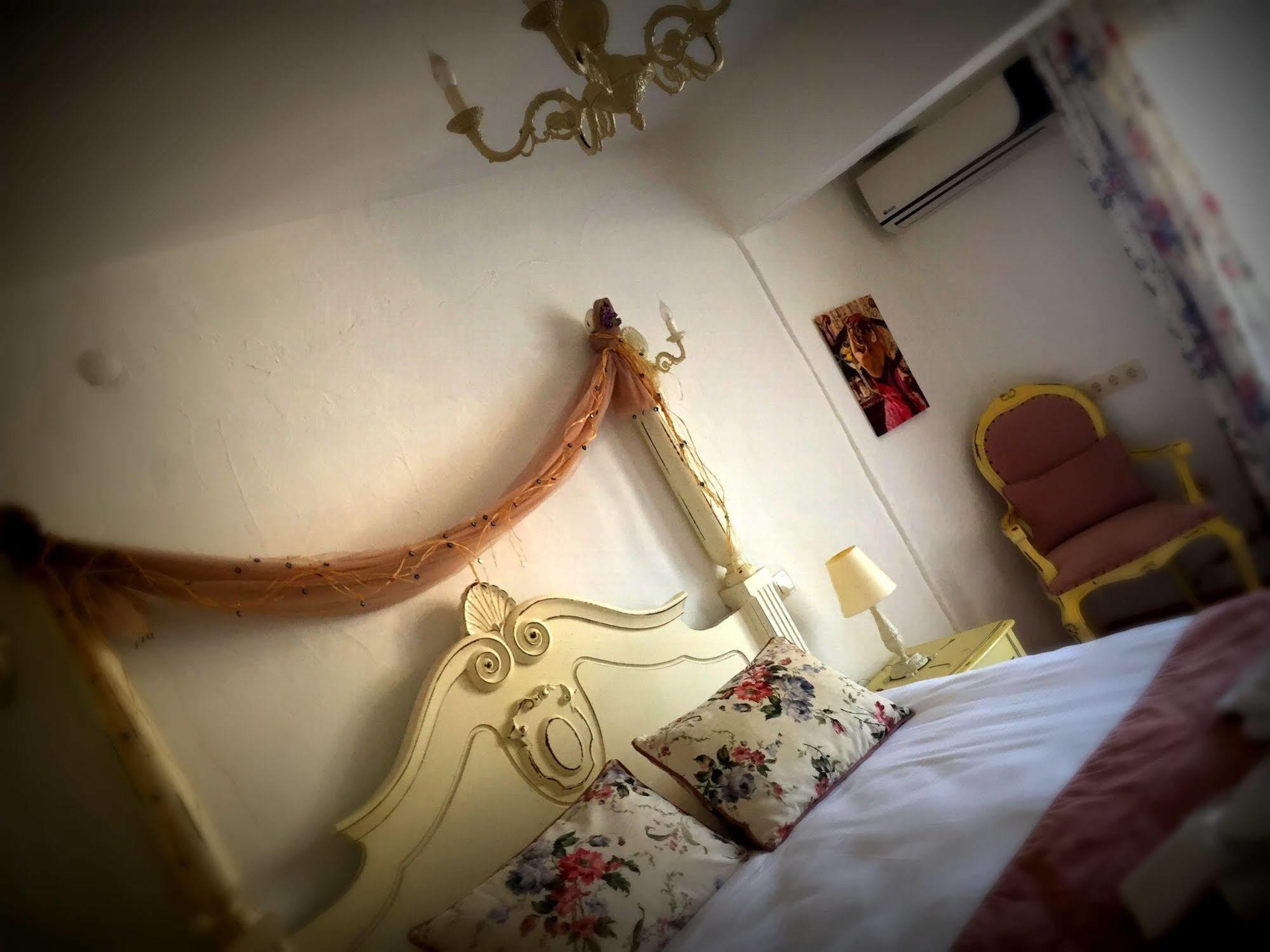 Sari Gelin Alacati Hotel Екстериор снимка