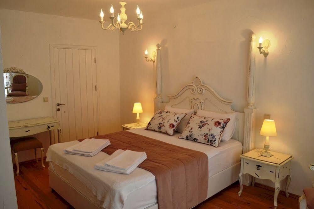 Sari Gelin Alacati Hotel Екстериор снимка