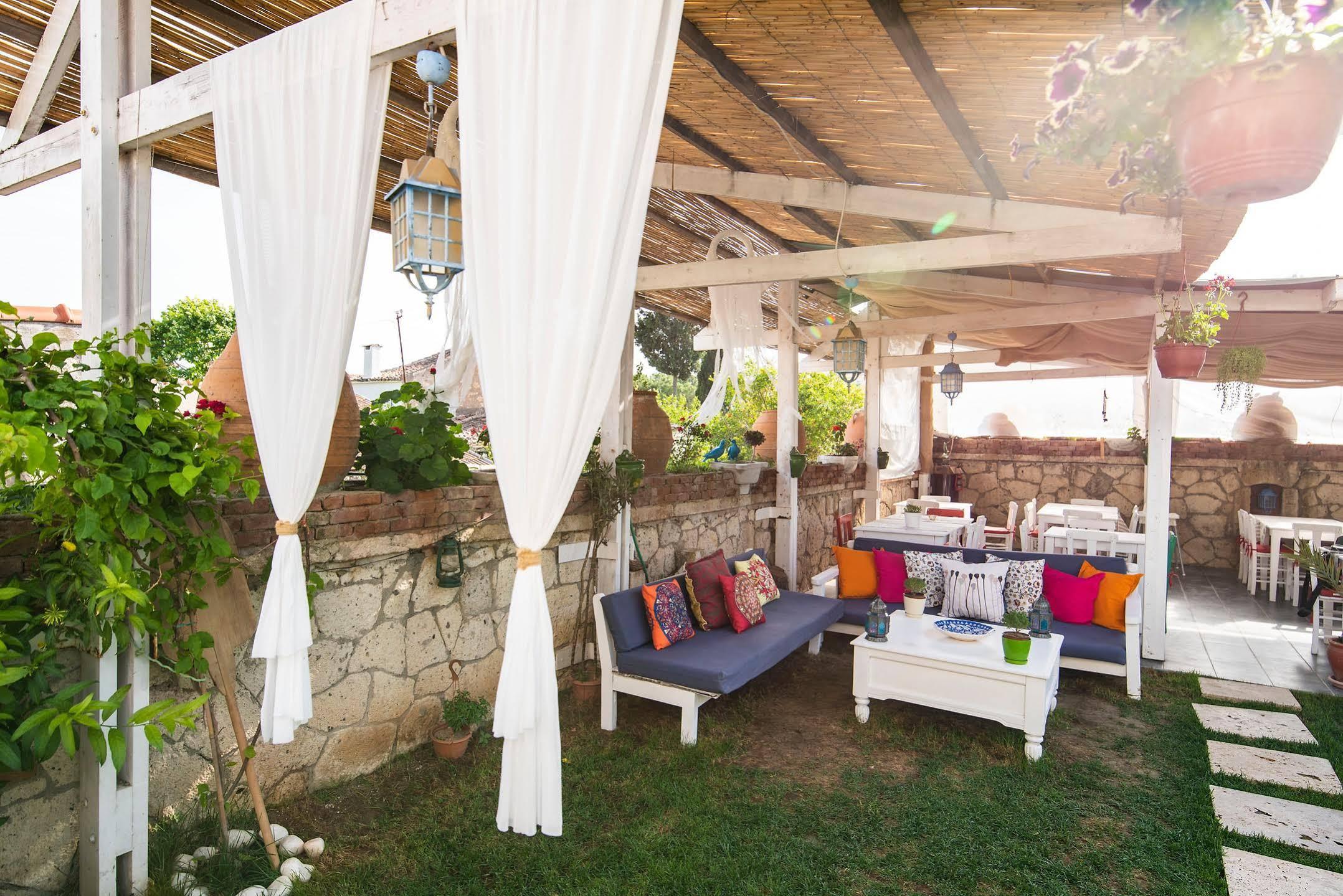 Sari Gelin Alacati Hotel Екстериор снимка